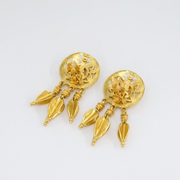 CHANEL CC Logos Round fringe Clip-On Earrings Gold Tone 95A Auth w/Box c1129-1 - Picture 3 of 5